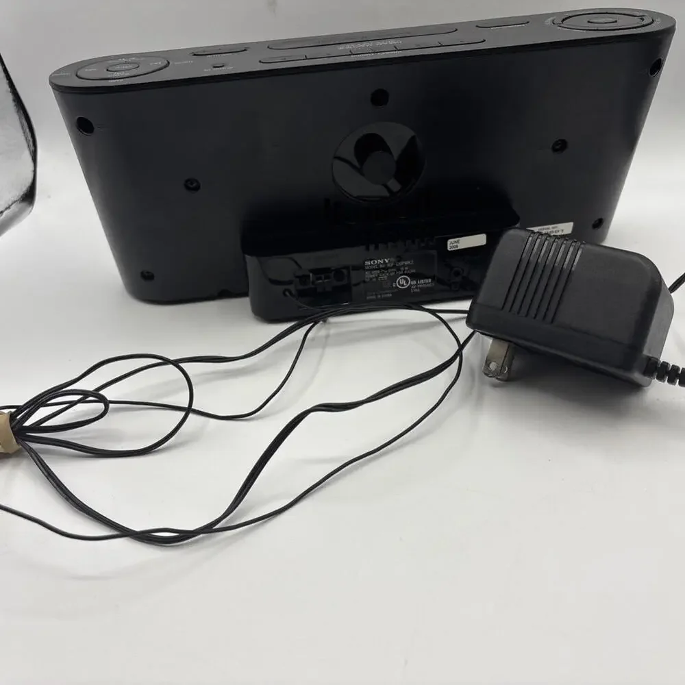 Sony ICF - C1IPMK2 Dream Machine Speaker System Clock - Radio for iPod iPhone